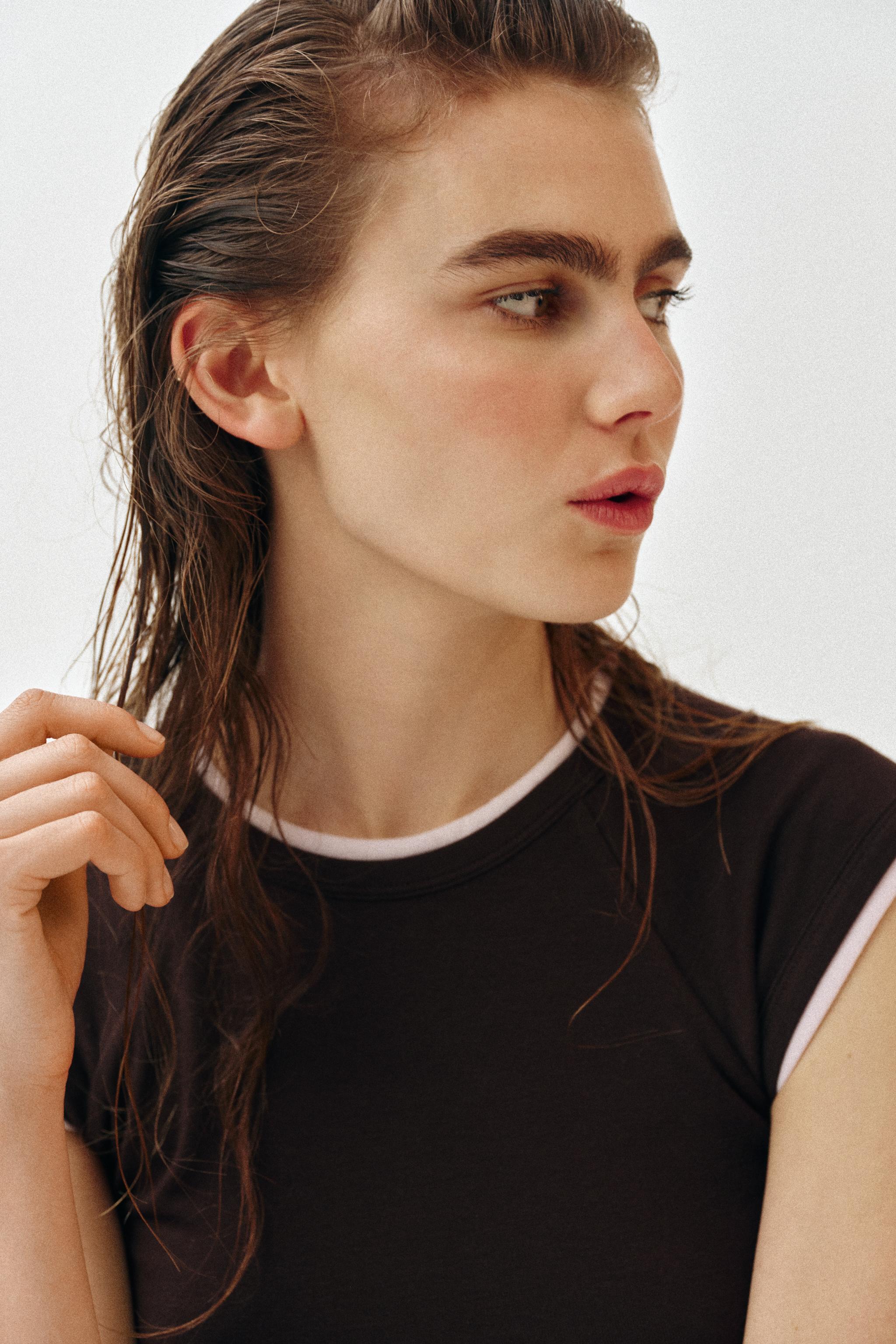 T-SHIRT EFFET DOUBLE MANCHE COURTE
